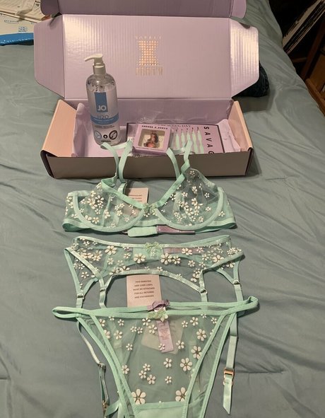 lemon__cakes nudes model gallery