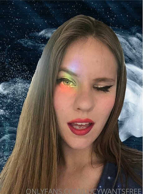 lucywantsfree model hd archive