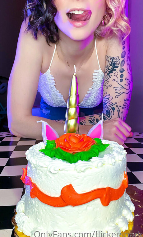 Flickerspark free actress pictures