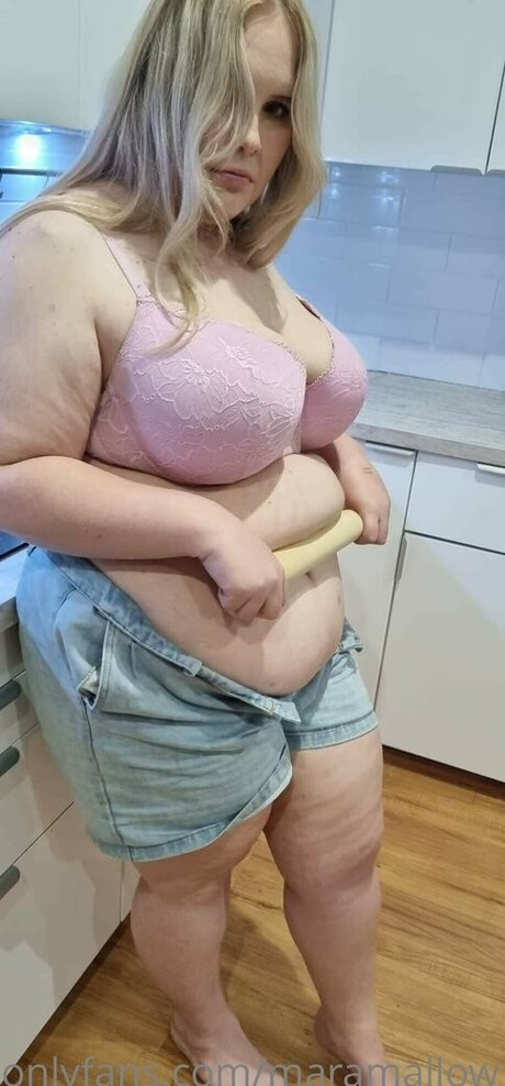 maramallow model erotic img