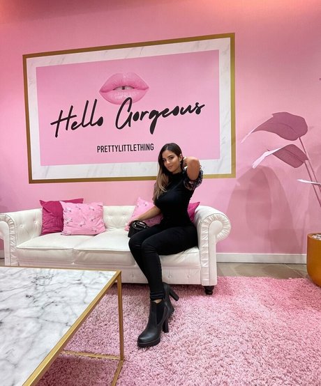 Rosalie Verte model hot archive