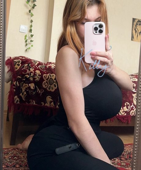 Kitty Keettt model sex gallery