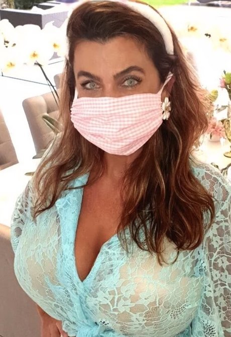 Omnimundi hd actress images