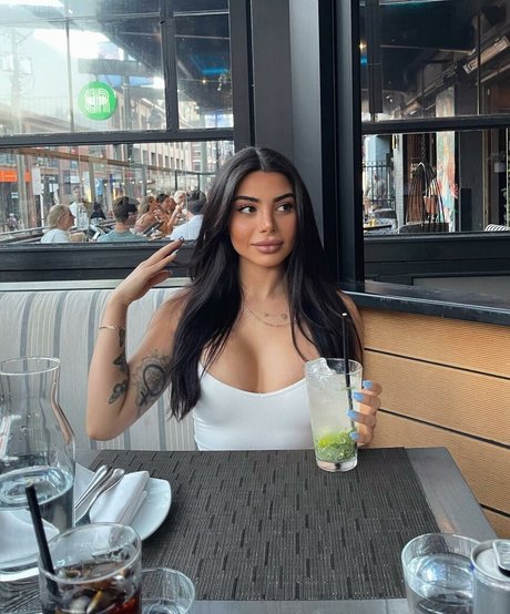 foreignbabie art star picture