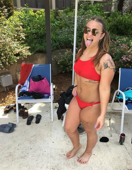 trophygirlfriendk star top gallery