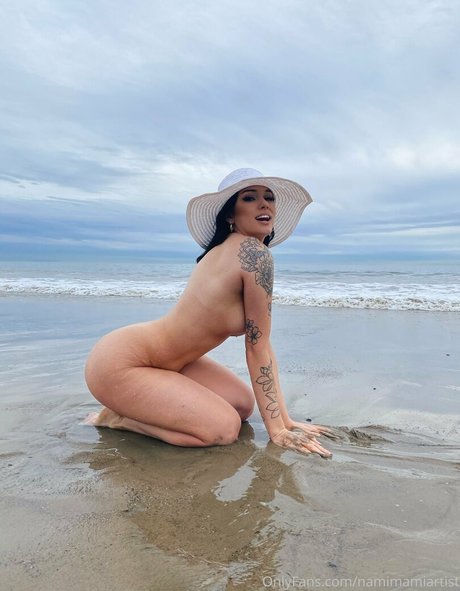 Mamiii111 star naked img