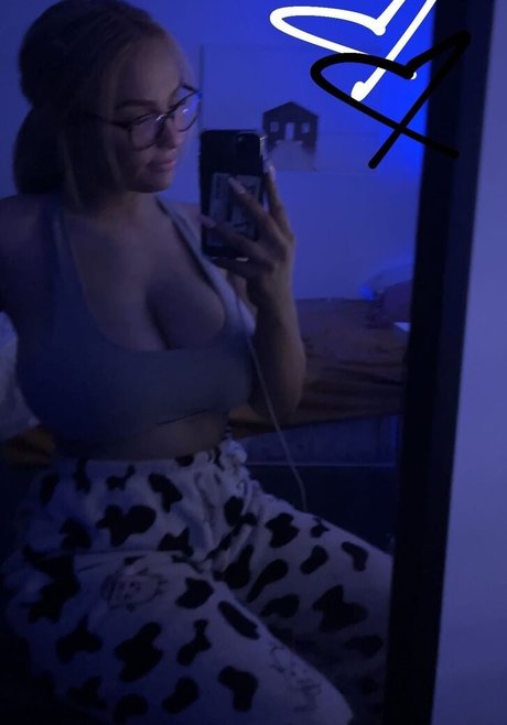 Charlotte Page nude model photo