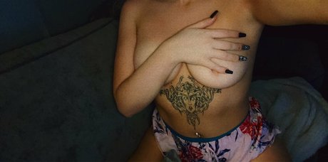 chlomarie 1 hot model pics