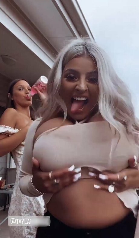 Chloe C star pretty image