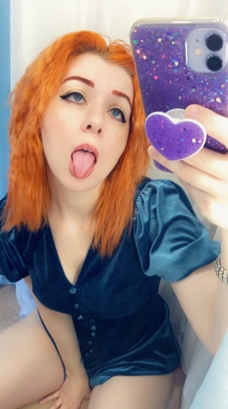 wax onlyfans naked images