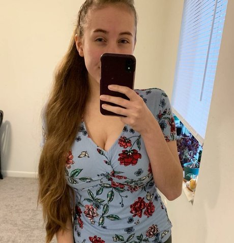 Casey The Gamer star erotic img