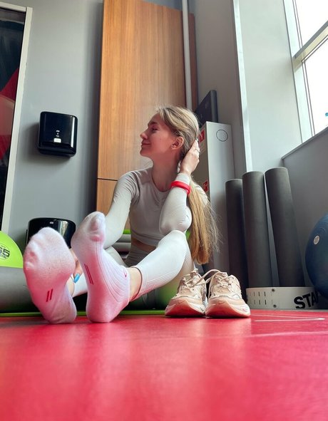 young goddess model nice picture