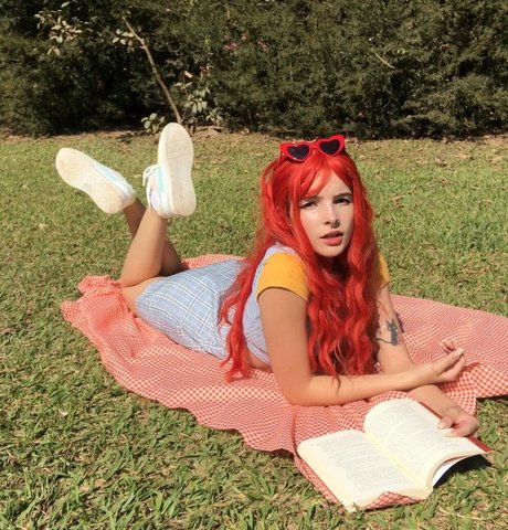 Victoria Ribeiro pornstar nice img