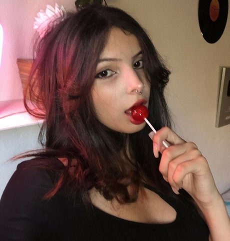 Victoria Ribeiro star free galleries