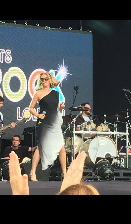 Clare Grogan erotic actress photos