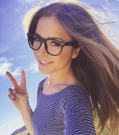 Guerlain hd model archive