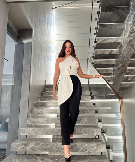 Dorra Zarrouk pornstar sex photos