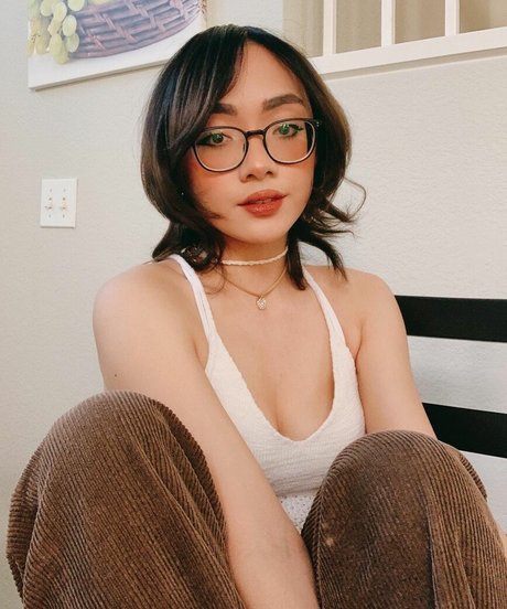 honeebelle nudes pornstar pictures