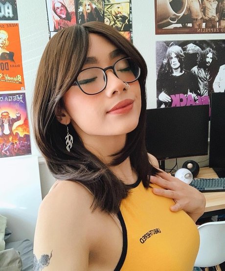 honeebelle actress galleries