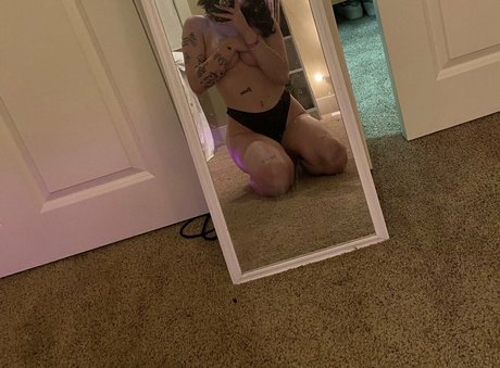 addisonchrome sexy star photos
