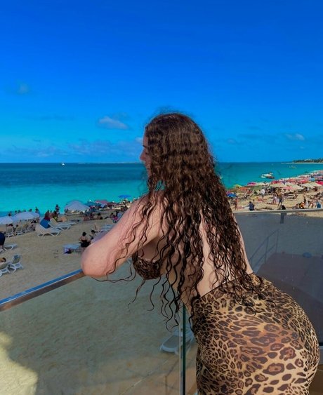 thai ladyboy onlyfans exclusive img