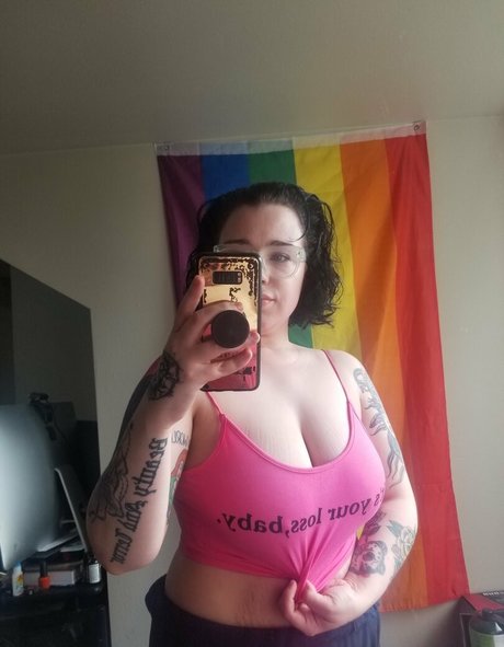 thequeenhasarrived model nudes pic