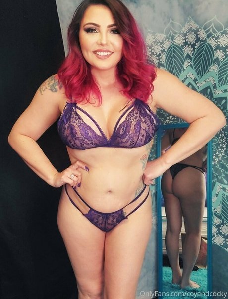 coyandcocky sex model img