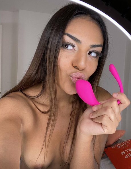 bellafoxtv nice model img