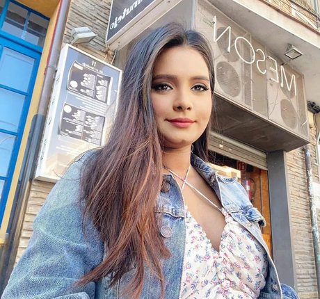 Resha Antony star pretty pic