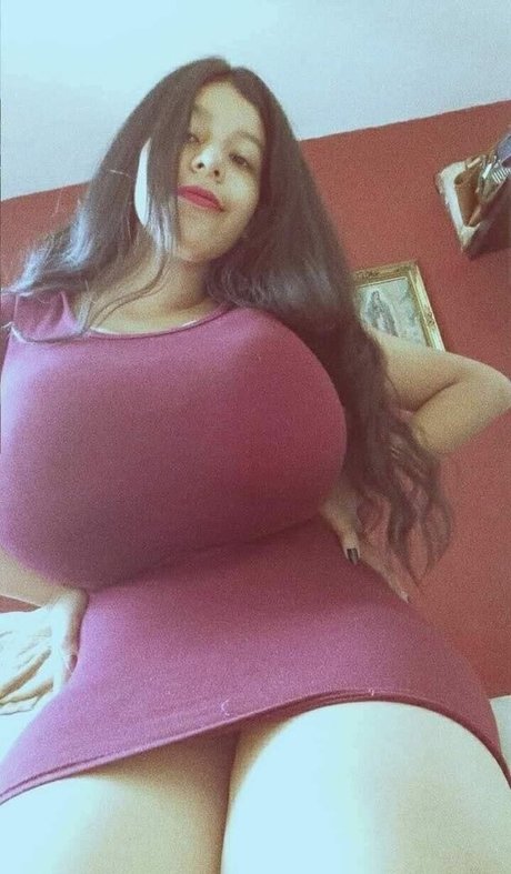 amywinos10 star nudes picture