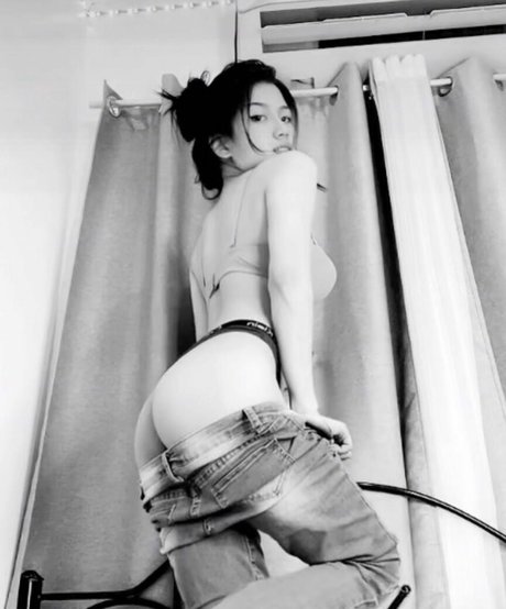 Caroline Lapena thumbnail