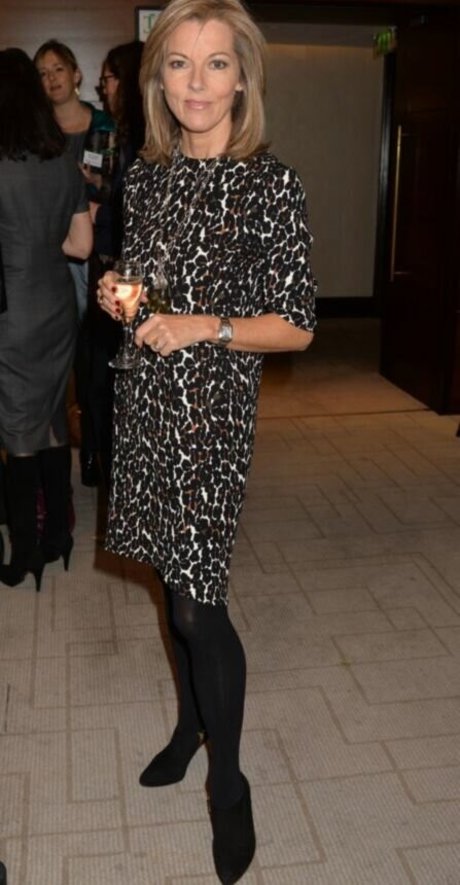 Mary Nightingale star sexy photo