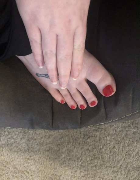 chubbyhannah nudes model img