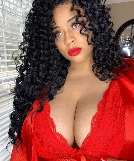 Jasmine Gunn free star image