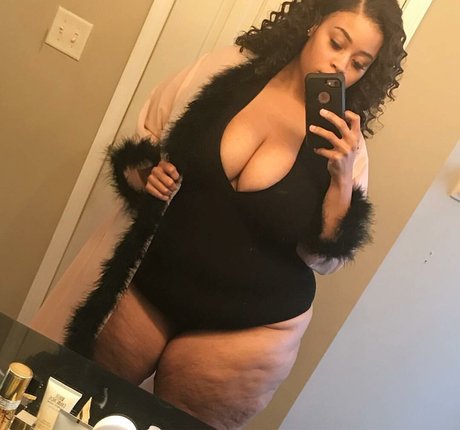 Jasmine Gunn pornstar sexy gallery