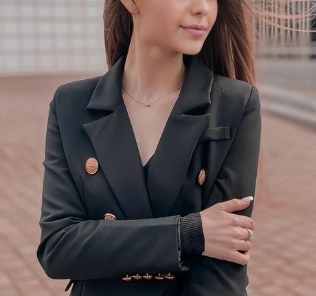 ImSarahisizzu exclusive pornstar gallery