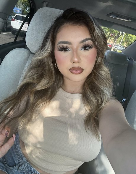 Mysticaldreamgyal exclusive model picture