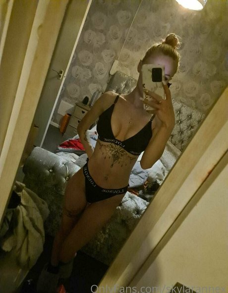 skylarannex porn star pic