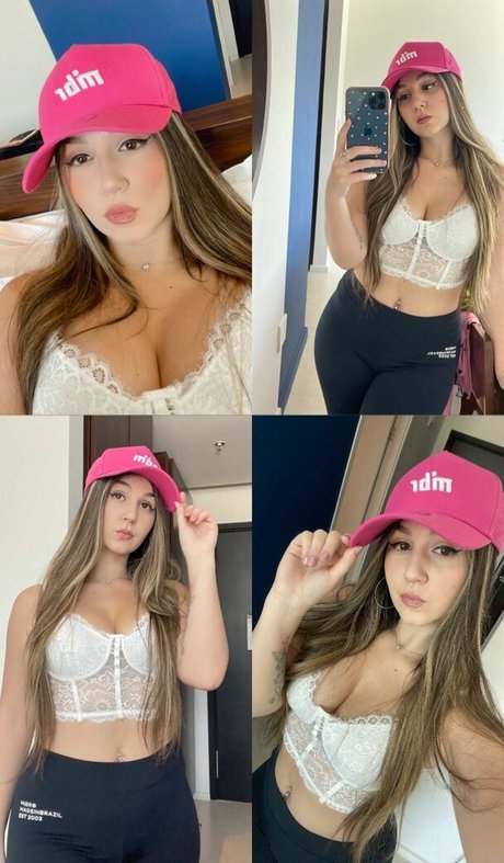 Carolzinha model photos