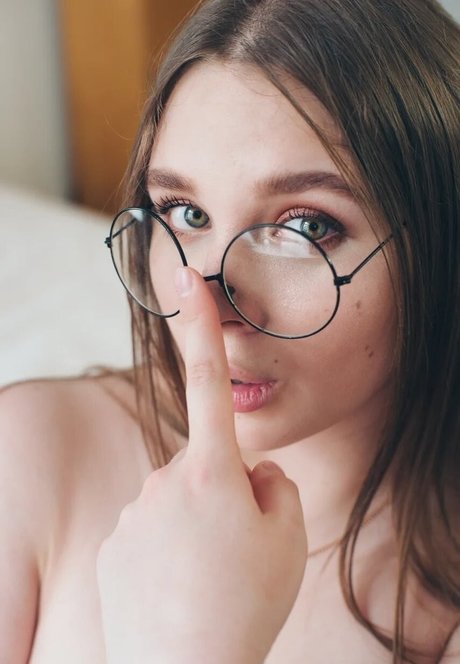 Lucy Laistner perfect model gallery