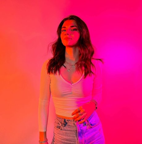 Brett Cooper best model image