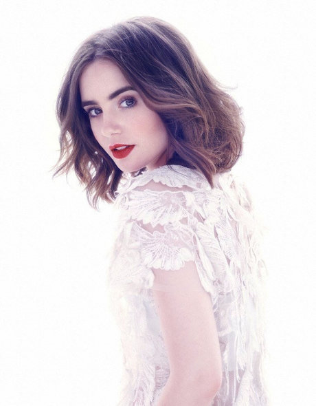 Lily Collins star sexy pics