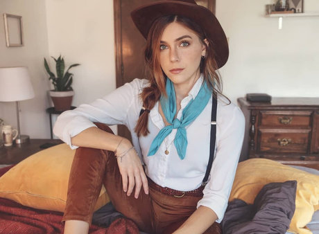 marzz sexy actress images