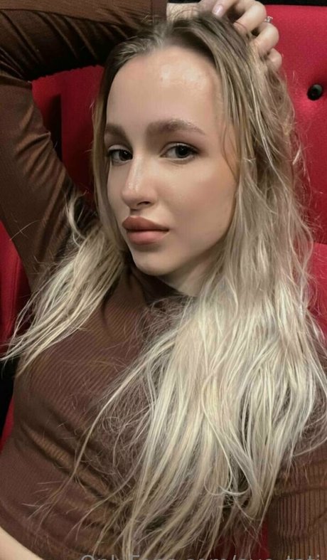 eve tati nice pornstar photos