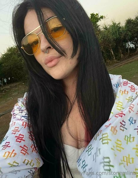stonemlina nudes actress pic