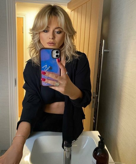 Emily Atack model erotic photos