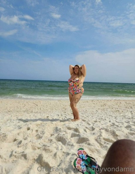 TabbyVonDAMN model sexy images