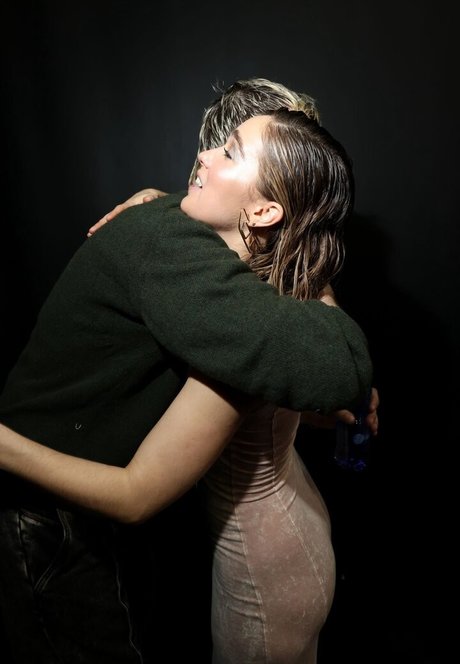 Haley Lu Richardson pornstar nude picture
