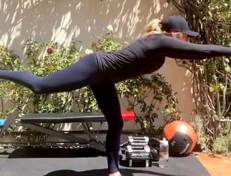 Chloe Grace Moretz nude actress pictures