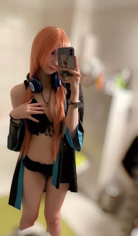 Spicywolfy_ erotic actress picture